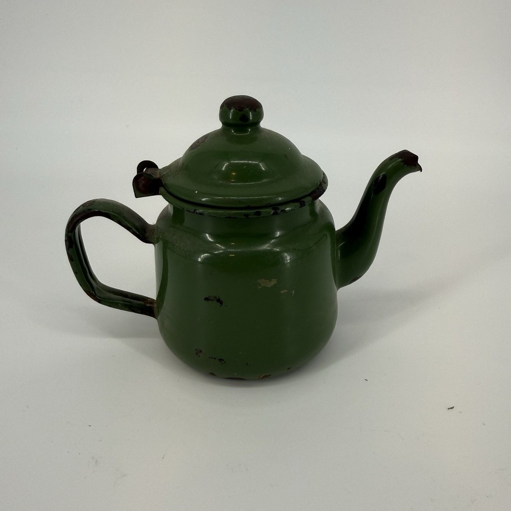 Green Enamelware 4.5"‎ Metal Tea Pot with Hinged Lid Vintage Graniteware